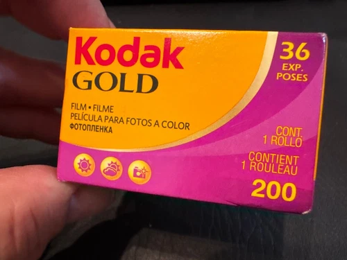 Kodak GOLD 200 Color Negative Film 35mm Roll 36 Exposures EXP 07/2023
