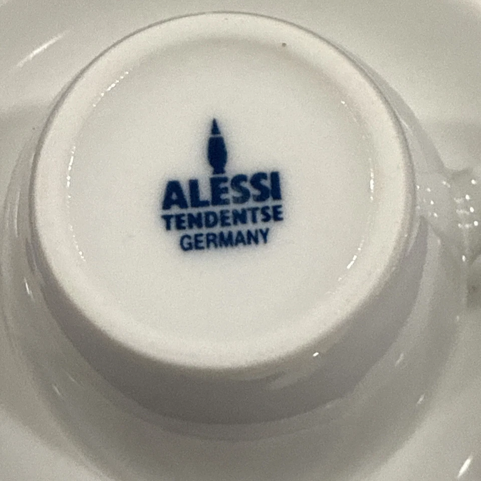 caffe Alessi Tendentse Espresso Cup & Saucer Set of 3 from Germany Foto 3 de 4