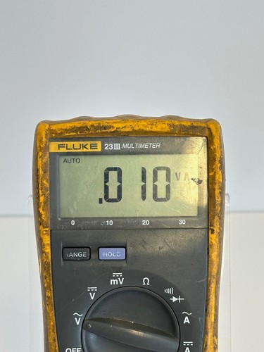 Fluke 23 III Handheld Digital Multimeter w/ Leads - Picture 2 of 9