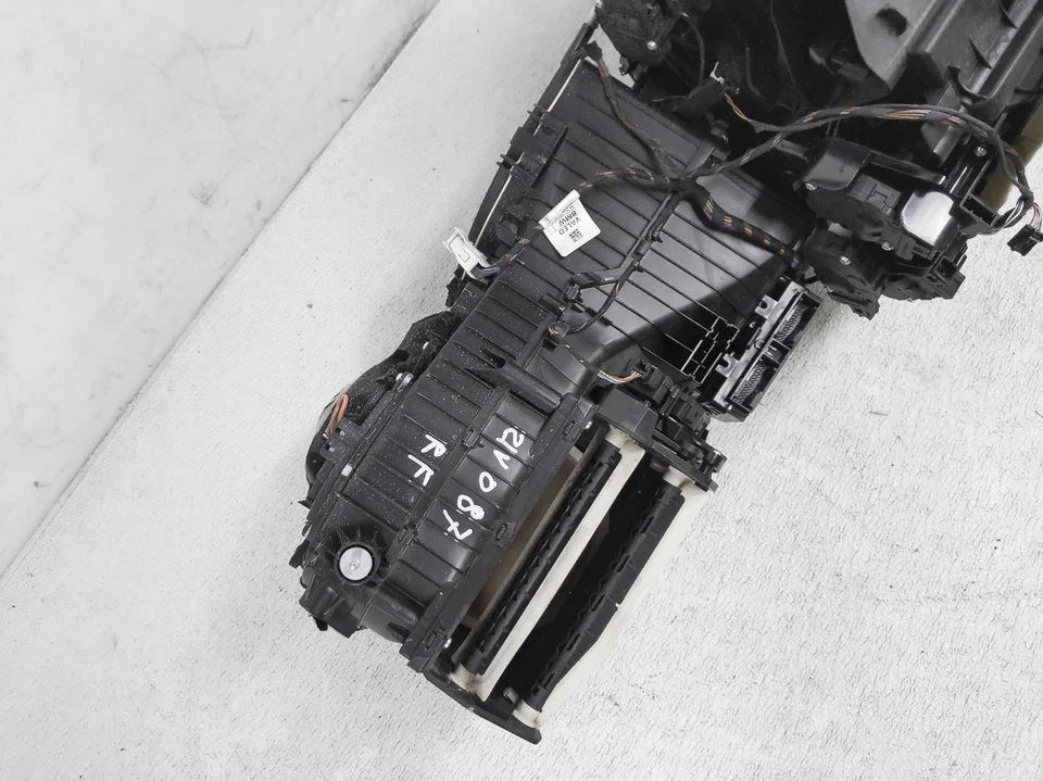 2012-2016 Bmw 328I седан передний ОВК переменного тока нагреватель сердечник 64-11-9-237-550 - Изображение 4 из 4