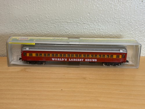 Coche de ventana emparejado modelo Power 8614 espectáculos más grandes del mundo a escala N | Condition: New