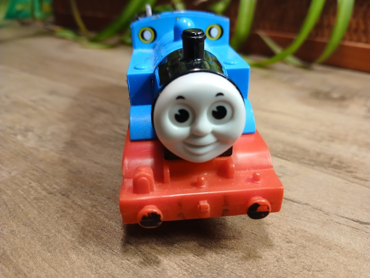 TOMY Trackmaster Thomas The Train 1992 2002 Tomica Motorized