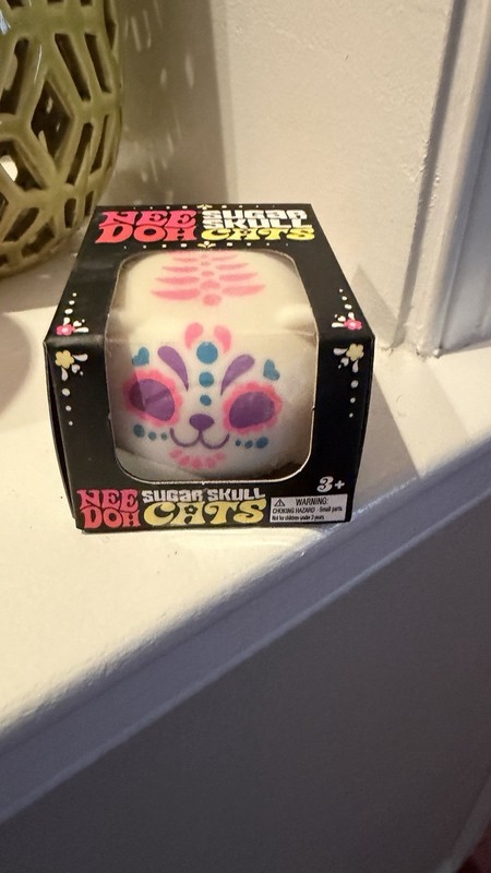 NIB Needoh Sugar Skull Cat