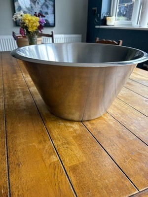 Große Edelstahlschüssel Rostfritt Schweden 41 cm Durchmesser x 20 cm hoch Spüle