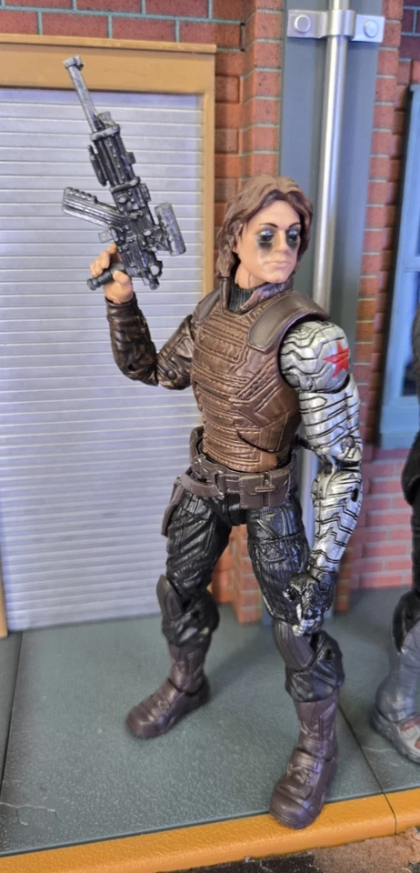 Marvel Legends Halcón y el Soldado de Invierno 6" Figuras de Acción Disney Paquete de 2 Foto 2 de 4