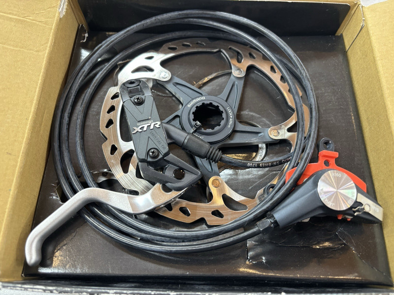 NIB Shimano XTR BR-M975 Front Brake Lever, Caliper, 160mm rotor