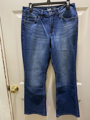 New!Never Worn!Lee Mid Rise Regular Fit Bootcut Leg Jeans. Size 10 Petite. Cute!