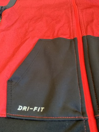 Nike Dri-Fit Zip Up Hoodie Boys 7 Red Black Lightweight Sports Jacket Coat - Picture 4 of 13