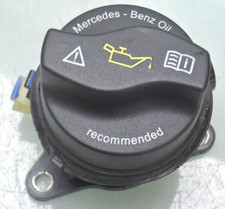 MERCEDES / A45 AMG / W176 / 360PS ÖLEINFÜLLSTUTZEN ÖLDECKEL / 2700100001 (ZA188) MERCEDES / A45 AMG / W176 / 360PS ÖLEINFÜLLSTUTZEN ÖLDECKEL / 2700100001 (ZA188)