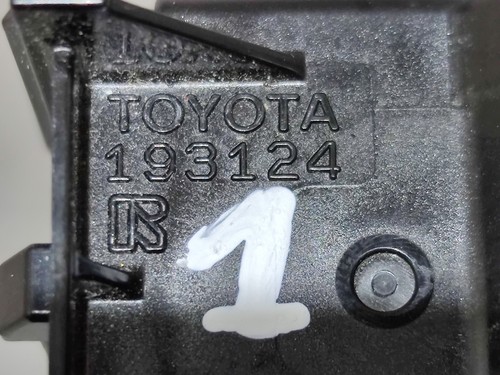 LEXUS NX Z1 Front Left Door Window Switch 193124 - Picture 6 of 7