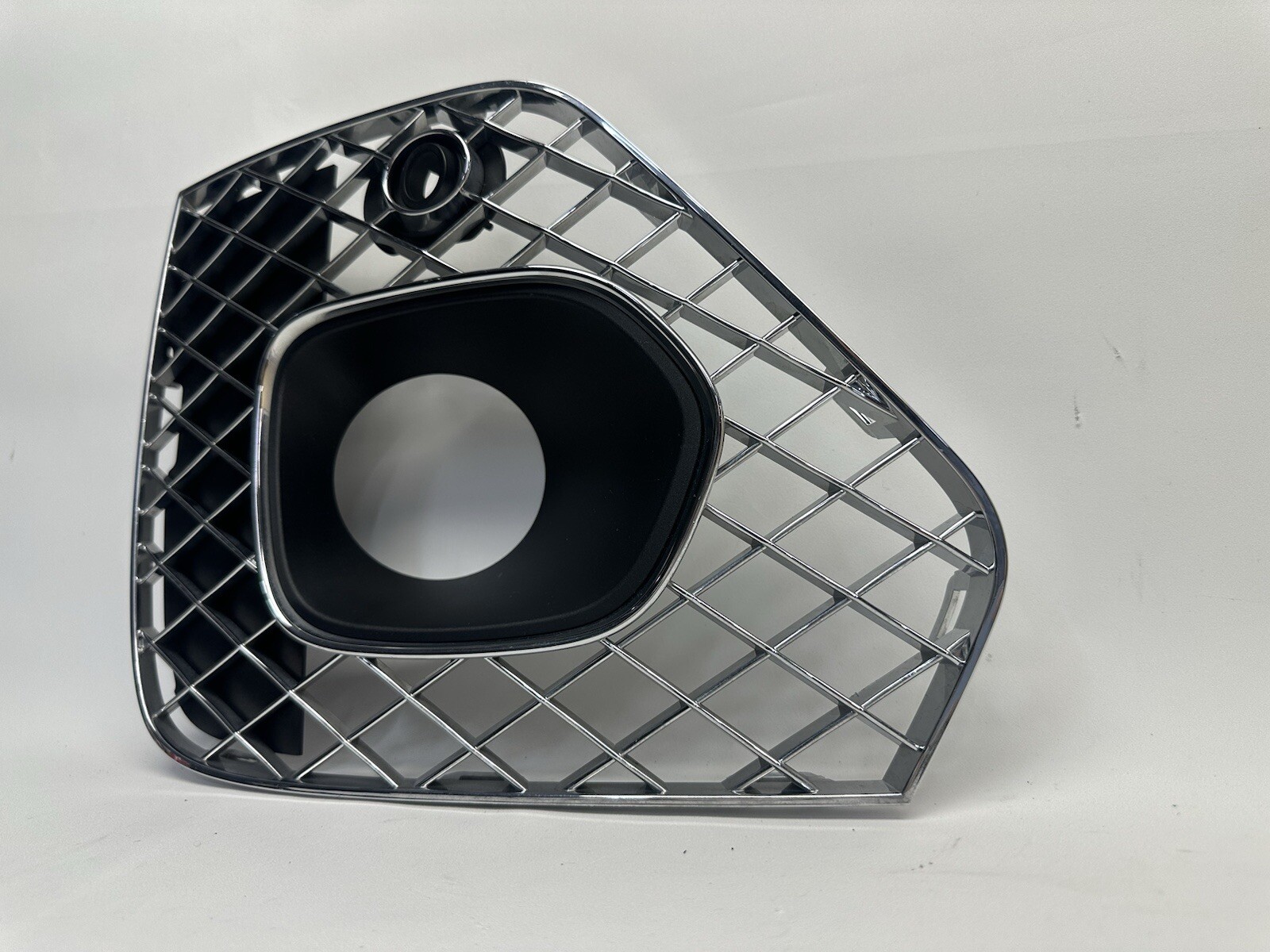 2021-2023 Bentley Bentayga Front Bumper Left Fog Light Grill Genuine 36A807681J