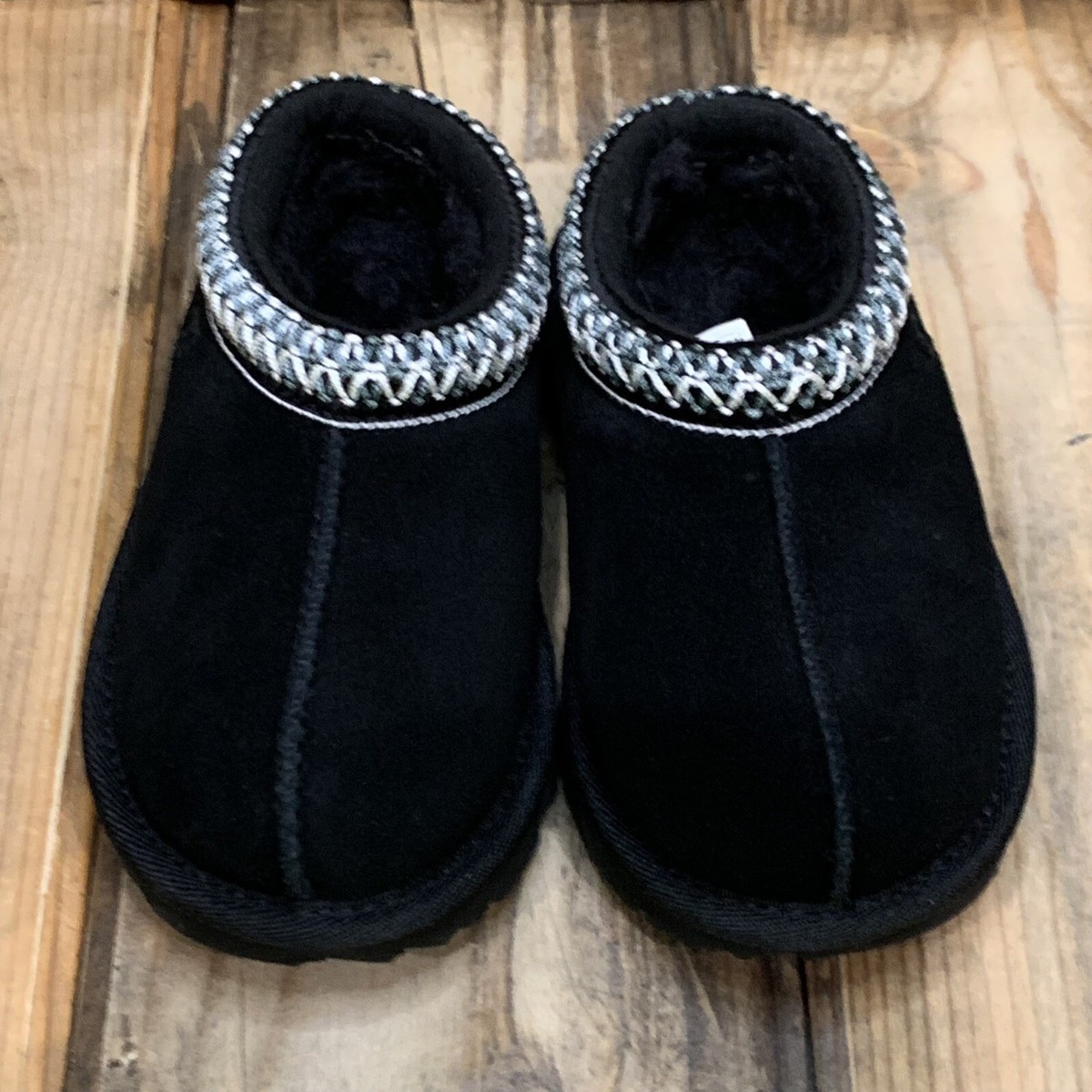 本日限定SALE! 新品未使用UGGスゥェードモカシン25cm UGG TASMAN II TODDLER BOOTIE SLIPPER SHOE BLACK SUEDE SIZE