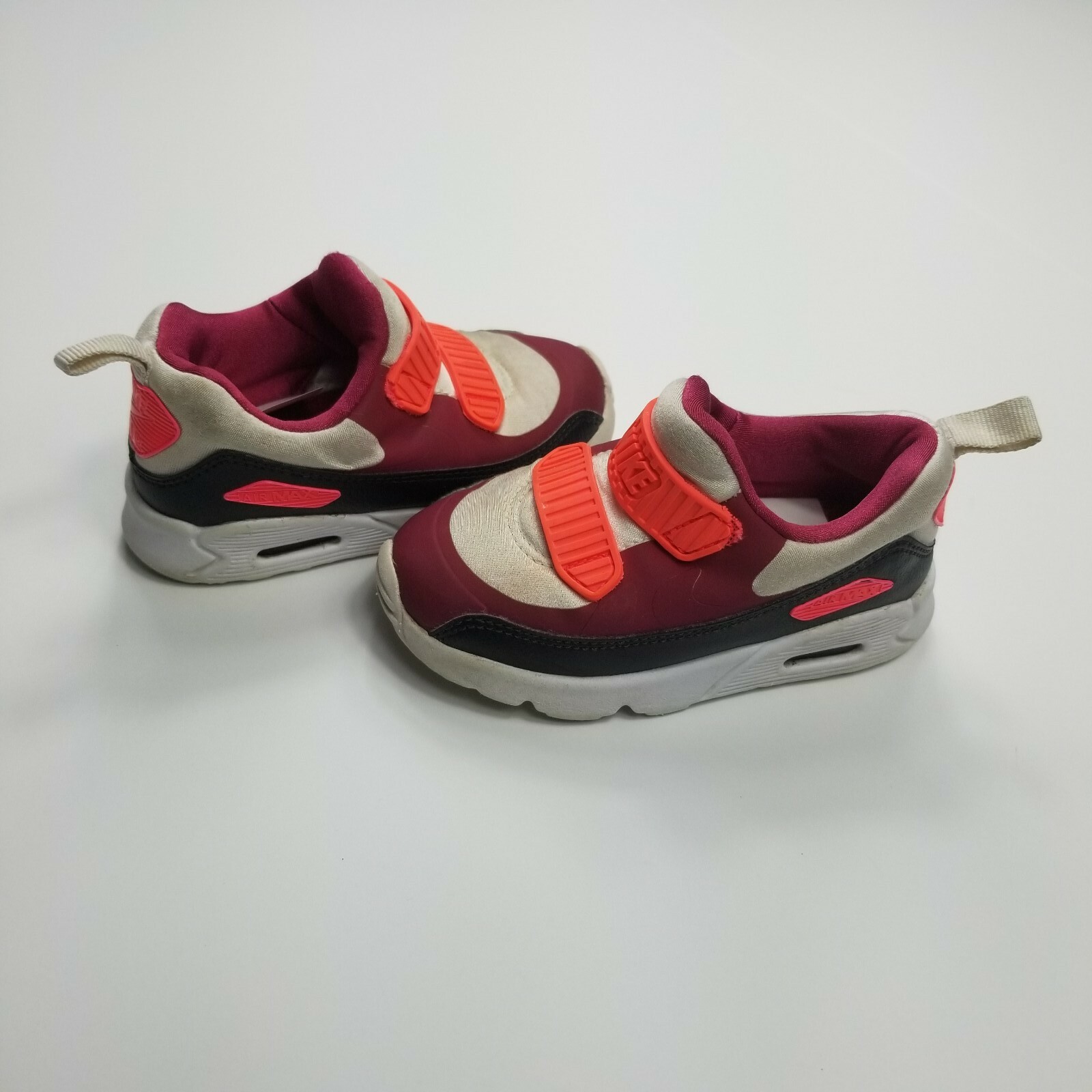 Nike Air Max 90 Shoes, Neon Pink 