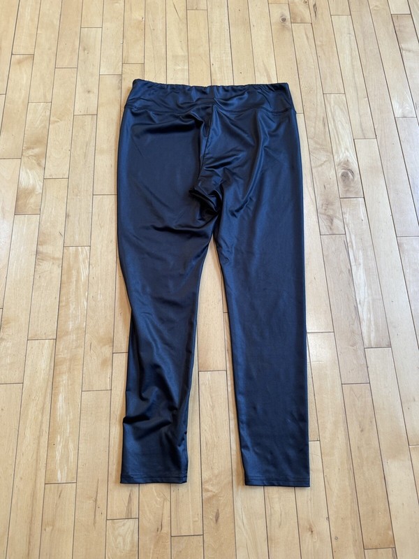 Women’s Wild Fable - Size XL Faux Leather Stretch Knit Leggings In Black