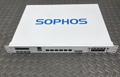 Sophos SG 230 Rev.2 Firewall 128 SSD / 8GB DDR 4 RAMM Flexi Port Modul 8 