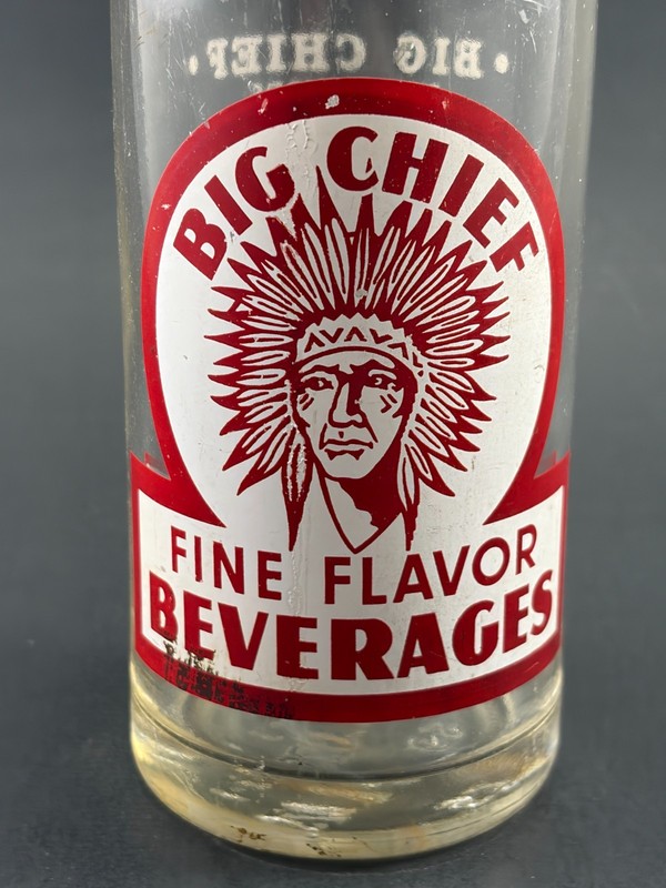 RARE WHITE LABEL - BIG CHIEF Indian Soda Pop ACL Bottle MIAMI OK OKLAHOMA