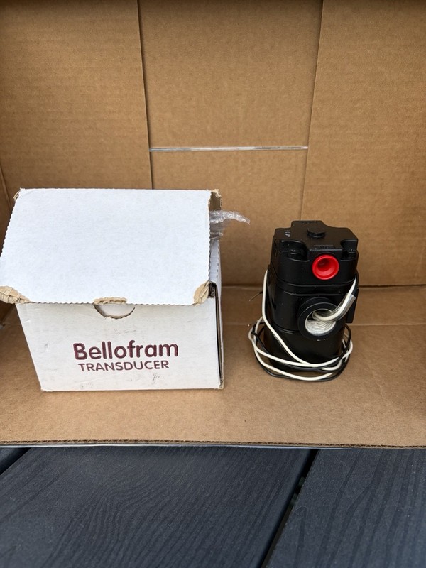 Marsh Bellofram 962-193-000 Pressure Transducer 4-20mA 3-15 PSI New Open Box