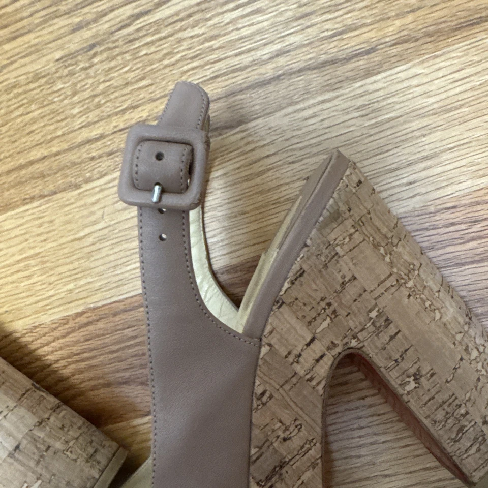 Zapatos de salón Christian Louboutin de cuña de cuero color nude talla 38 Foto 3 de 4