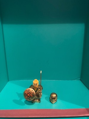 Custom Ninjago Goldener Samurai Krieger Figur mit Rüstung Schwert Schild