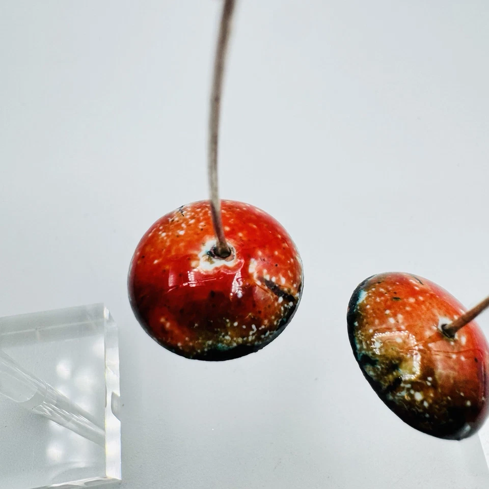 Pendientes colgantes artesanales esmaltados en cobre rojo naranja gota alambres de ley de colección modernos Foto 2 de 4