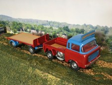 Corgi Toys Chipperfield Circus Jeep with trailer(repaint)