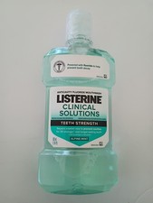 Listerine Clinical Solutions Enamel Strength Mint Fluoride Mouthwash 500ml