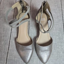 Eileen Fisher Sandals 8 Juku Strappy Leather Zip-Cuff Shoes Metallic Silver