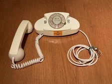 Vtg. Original Princess Rotary Dial Telephone Ivory  702B Bell System late 1960's
