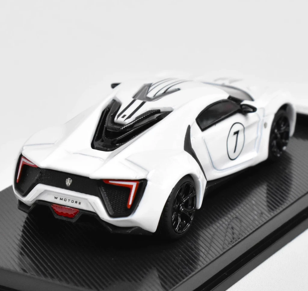 Smallcarart 1:64 Lykan Hypersport Racing Diecast Model Metal