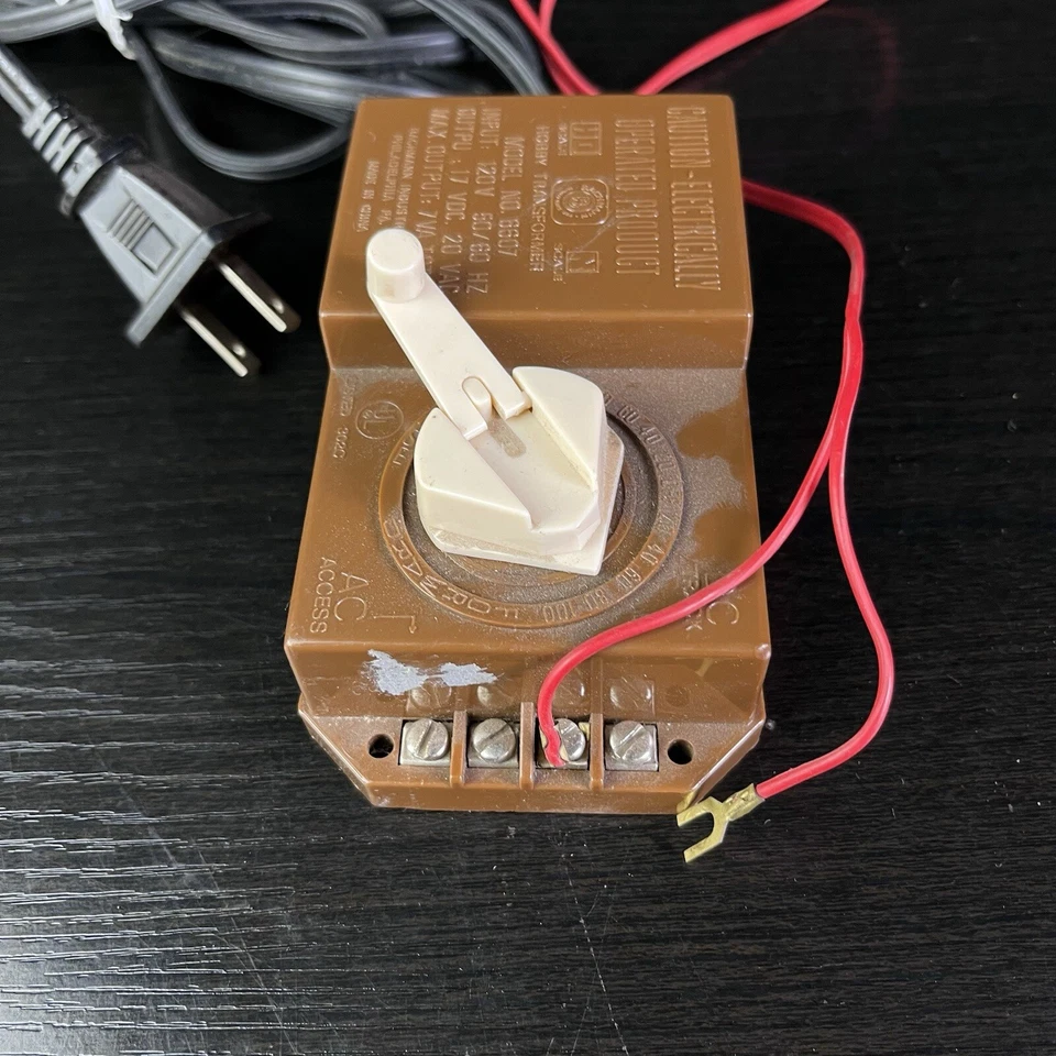 Bachmann Hobby Model Train Transformer  Model No. 6607 Brown  Tested Has Power - Image 3 of 4