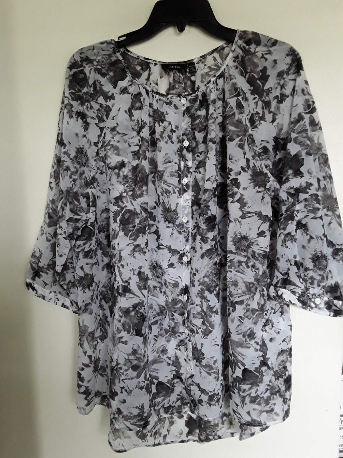 Apt 9 Sheer Tunic Top White, Back Gray Size 1X