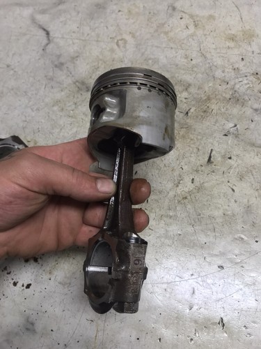 77 Yamaha XS500 XS 500 Engine Motor Pistons Connecting Rods - Picture 23 of 24