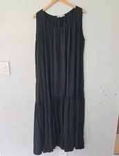 Inès de la Fressange Uniqlo Women's Sz. L Black Crushed Tiered Midi Tank Dress
