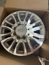 Chevy 2020-2025 2500 High Country OEM Rims With Caps And Lug Nuts