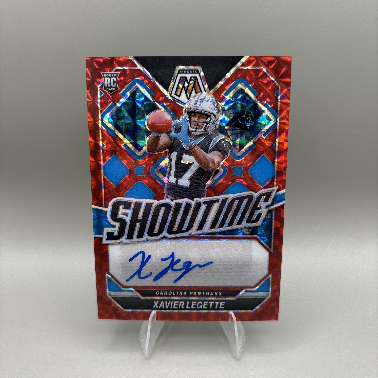 2024 Panini Mosaic - Showtime Signatures Xavier Legette #SS-XLE Red Prizm /199