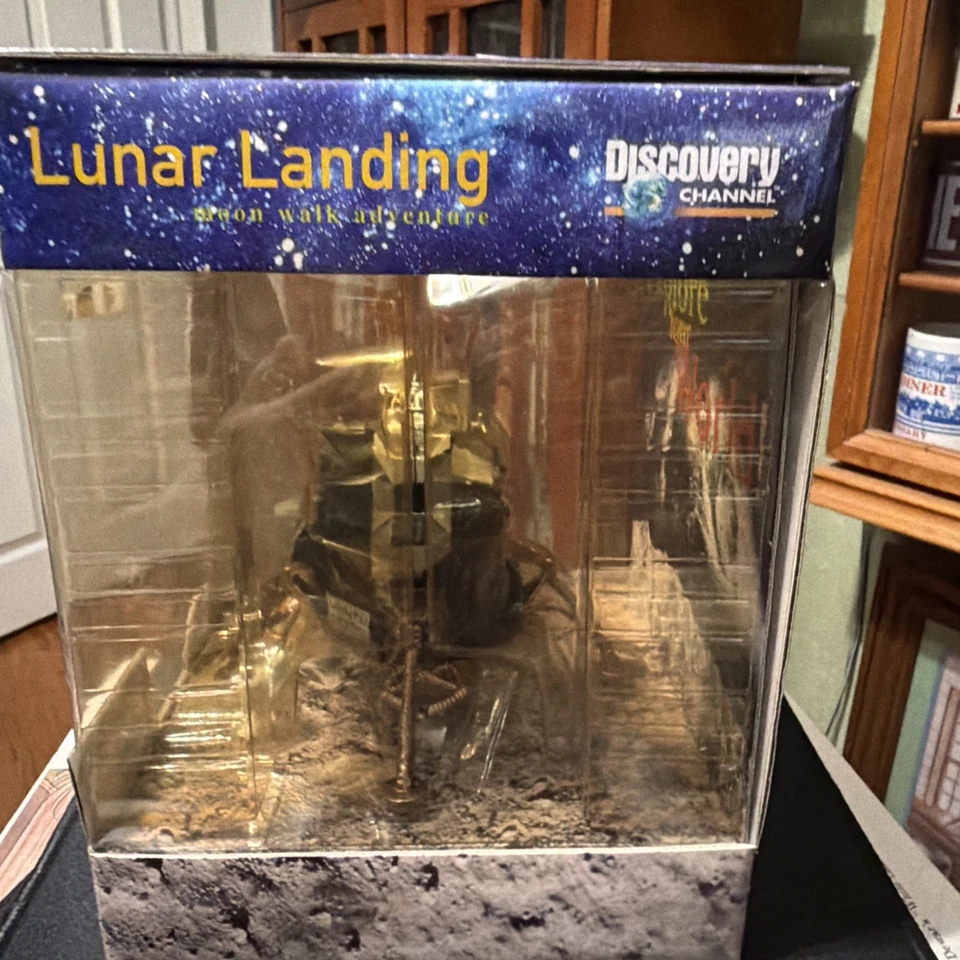 Discovery Channels Explorations Lunar Landing Moon Walk Adventures escala 1/72 Foto 2 de 4