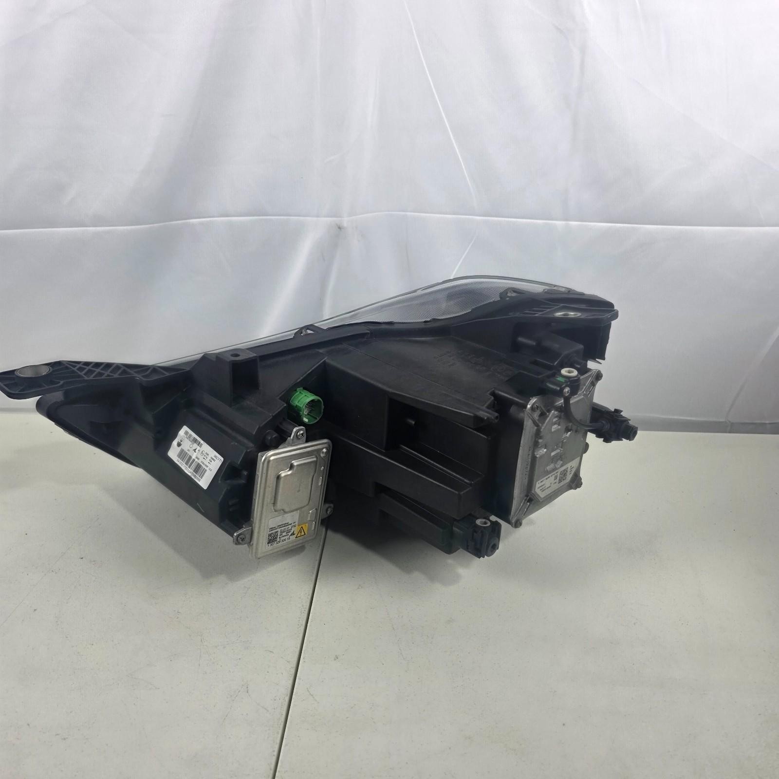 Maserati Ghibli 2014-2017 Right Headlight P/N 670038232
