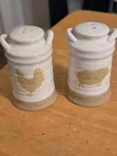 Country Themed Pig and Chicken Salt and Pepper Shakers