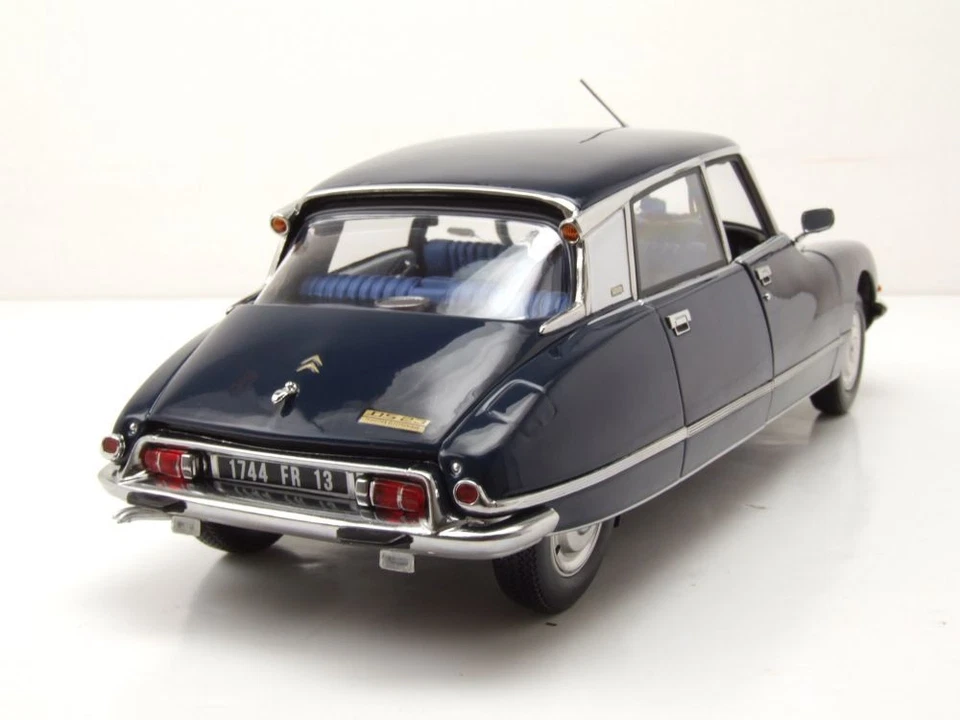 Citroen DS 23 Pallas 1974 Orient Blu Modellino 1:18 Norev - Immagine 2 di 4