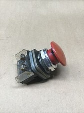 ALLEN-BRADLEY 800T-D6 SER N RED MUSHROOM HEAD PUSH BUTTON #704L55