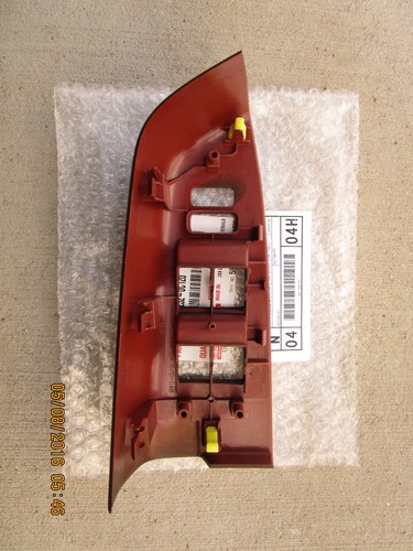16 -21 TOYOTA SEQUOIA LEFT MASTER POWER WINDOW SWITCH BEZEL TRIM CHERRY WOOD NEW - Picture 3 of 3