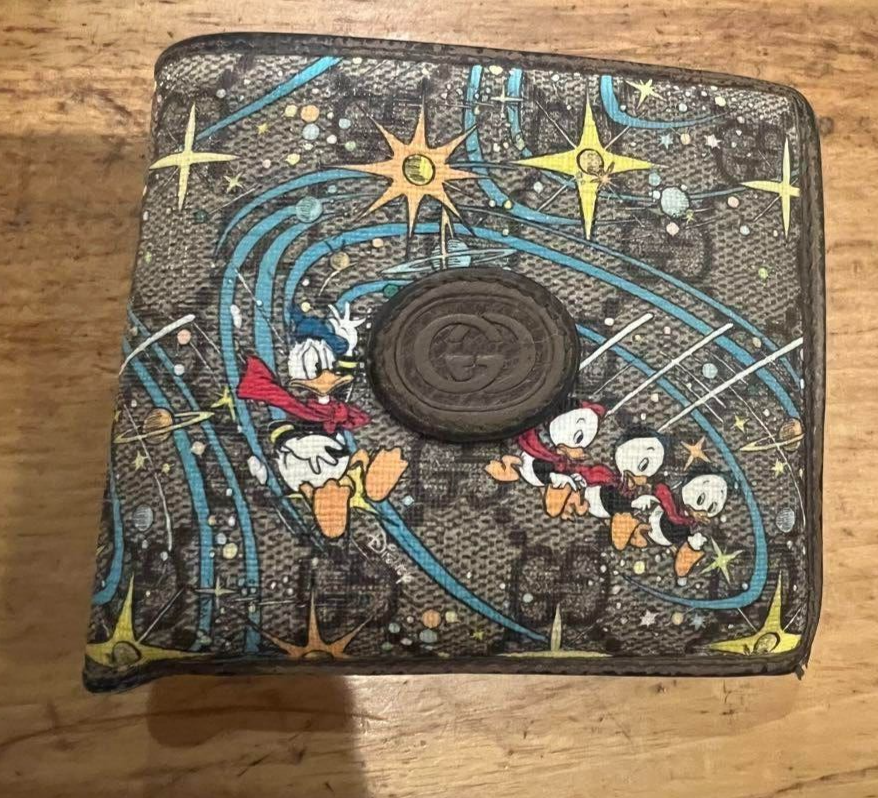 GUCCI Disney Donald Duck Wallet Collaboration Holder GG Limited 