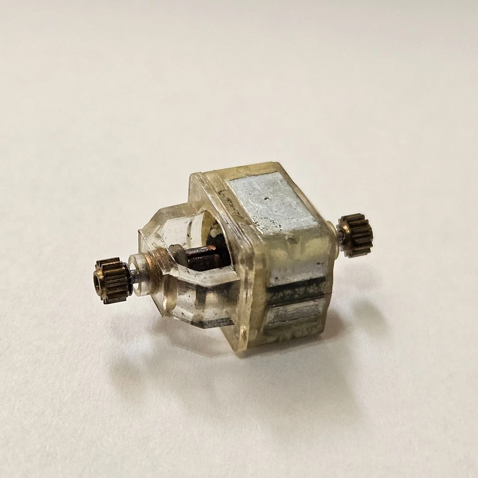 Marklin 261920 3-Pole Motor USED - Image 2 of 3