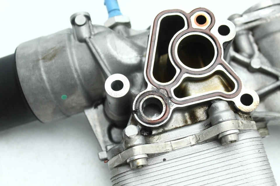 Volkswagen Jetta Passat 2015-18 1,8 L motor enfriador de aceite/soporte alternador H1236 Foto 3 de 4