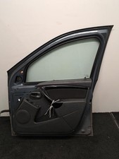 Porte avant et accessoires Dacia DUSTER