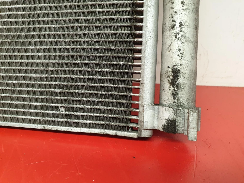 HYUNDAI I40 MK1 2011 AIR CON CONDENSER 1.7L DIESEL D4FD 976063Z201 - Image 2 of 4