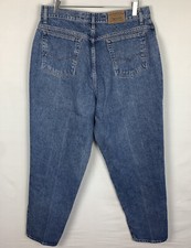 VTG Levi's 900 Series Tapered High Rise Mom Blue Jeans Waist 35 in 30" Inseam