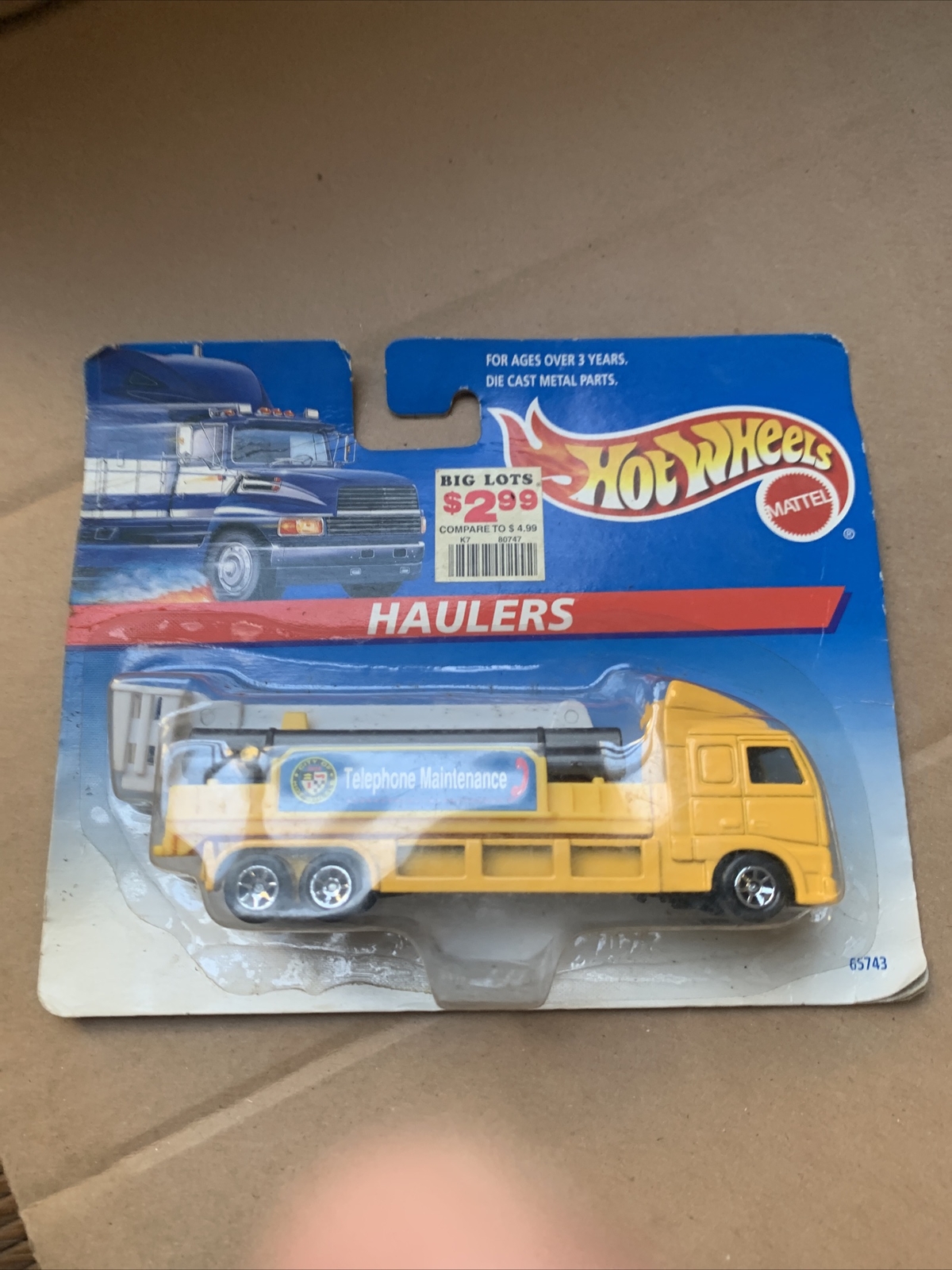 1996 Hot Wheels Haulers 'Telephone Maintenance ‘Haulers Truck Yellow