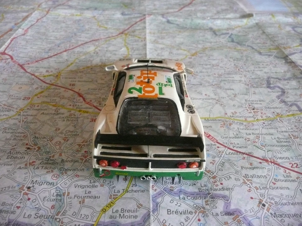 FERRARI F 40 Totip n°29 Le Mans 1994 Ancien Kit Resine Marque ? 1/43 - Photo 4/4