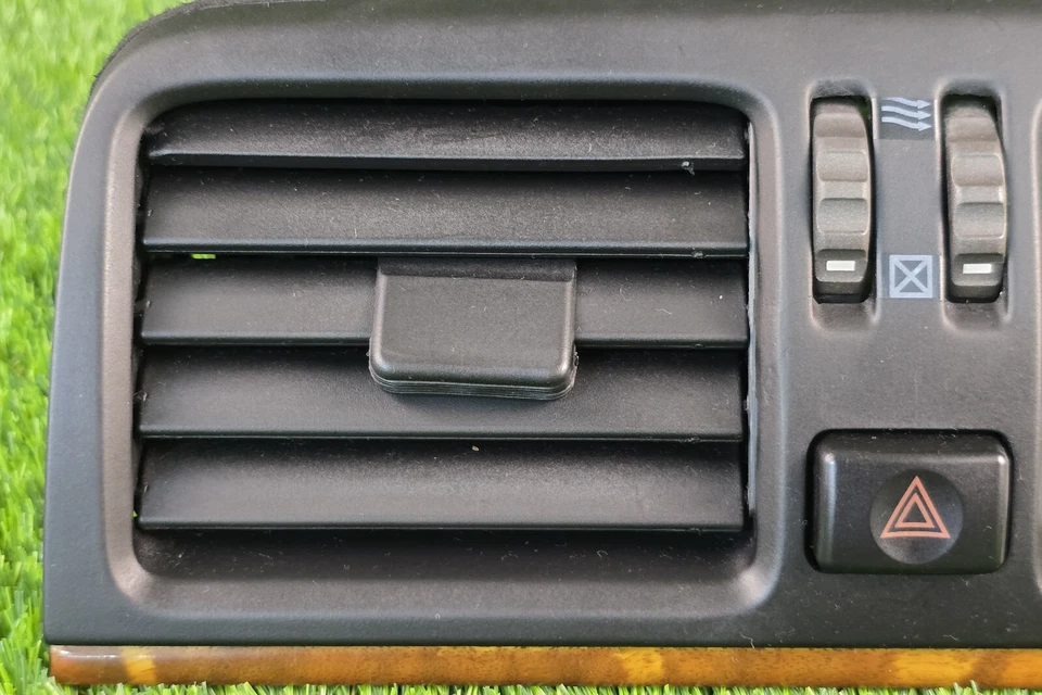 Оригинальная приборная панель Lexus LS400 1998-2000 годов выпуска с вентиляционными отверстиями переменного/теплового воздуха б/у: подходит для Toyota Celsior - Изображение 3 из 4